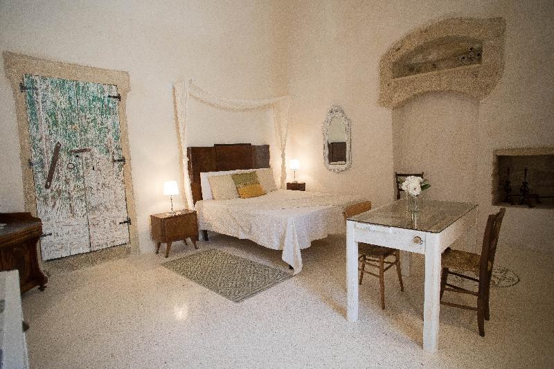 Historia- Dimore Corte Chiesa Corigliano dʼOtranto Εξωτερικό φωτογραφία