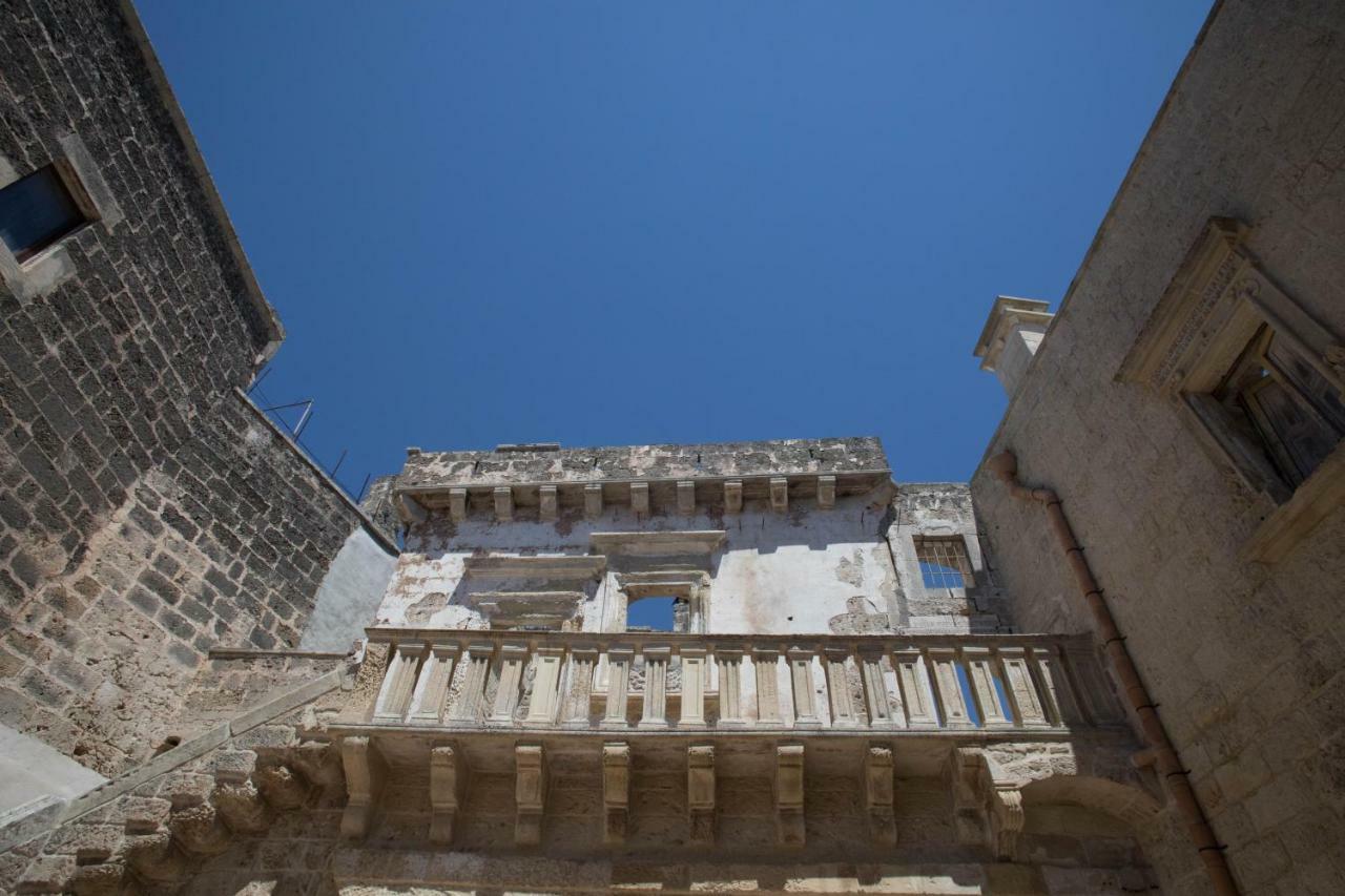 Historia- Dimore Corte Chiesa Corigliano dʼOtranto Εξωτερικό φωτογραφία