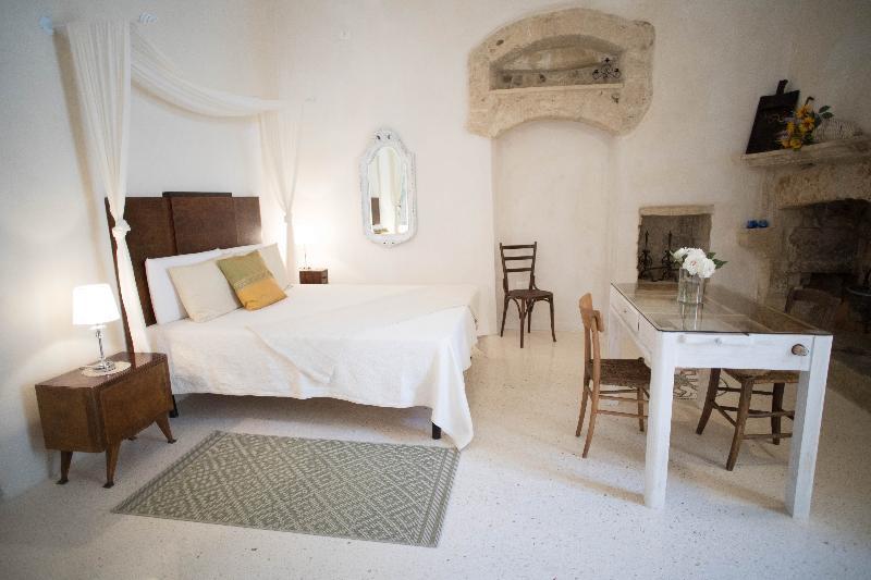 Historia- Dimore Corte Chiesa Corigliano dʼOtranto Εξωτερικό φωτογραφία